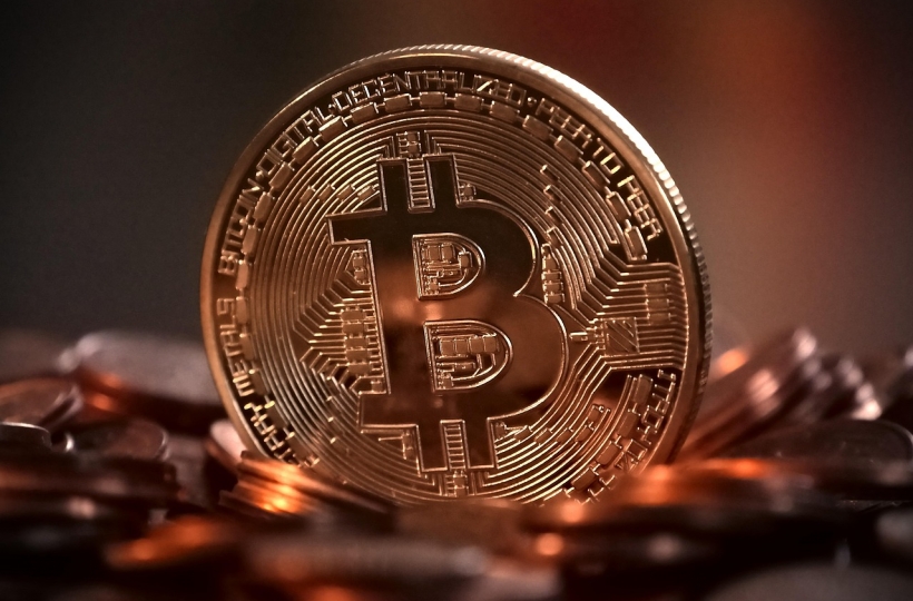 欧义赚币NFT质押功能上线首日锁仓60万ETH!年化收益率12%-18%