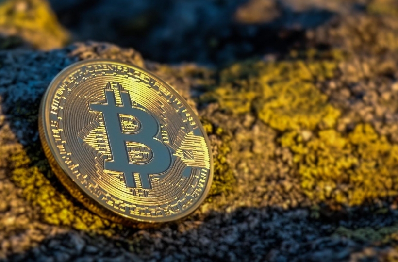 稳定币合规交易新突破!0易交易所启动USDC兑股票功能首日吸金5000万美元
