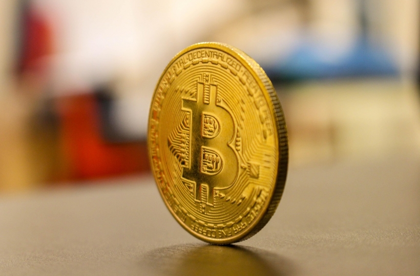 0意闪赚官方公布奖励发放机制:每日500枚GEM代币 首次空投覆盖1.2万人