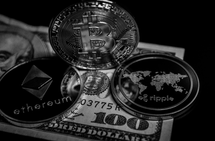 技术突破式:欧义交易图表3.0上线AI智能分析 日均活跃用户突破15万