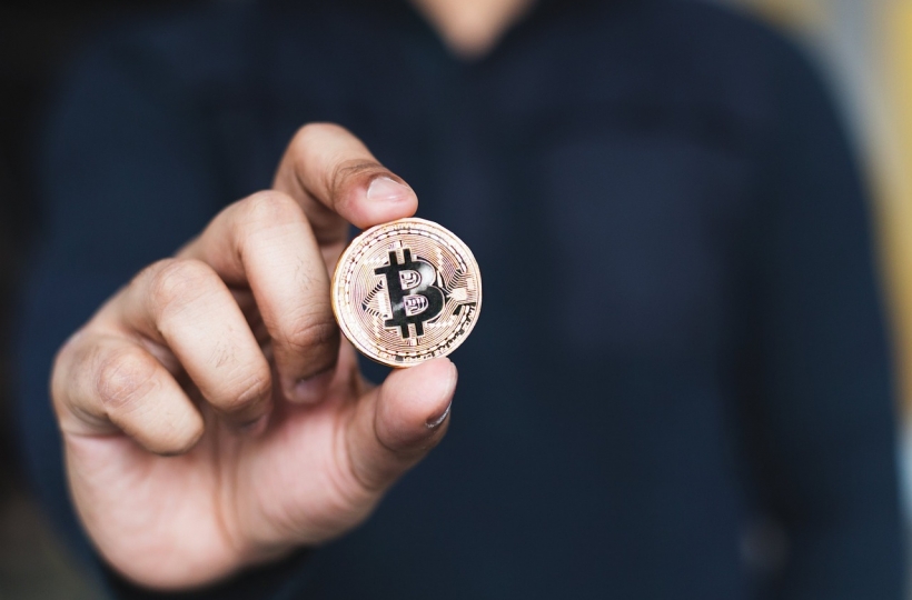okcoin官方服务:升级Web3钱包至2.0 新增EVM兼容与社交恢复功能