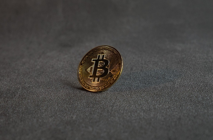 买U流程缩短至5分钟!鸥易交易所新版实名认证系统上线