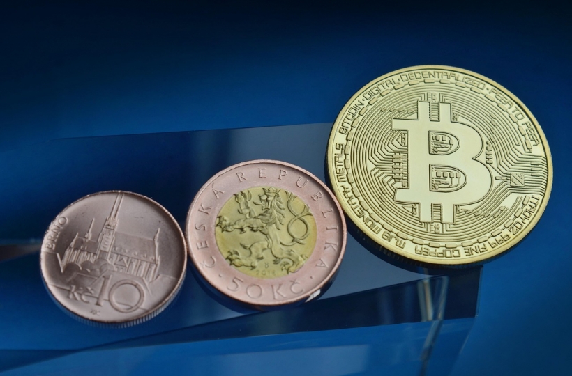 okcoin交易软件下载 全球用户下载量突破800万!交易引擎升级至第三代