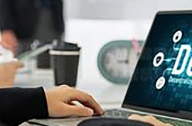 OKPay客服电话查询：与Twilio合作部署智能IVR 接通率提升至98.5%